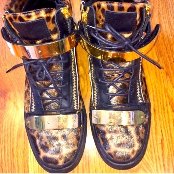 Giuseppe Zanotti Calf Hair High-Top Leopard Shoe - Picture 10 of 10